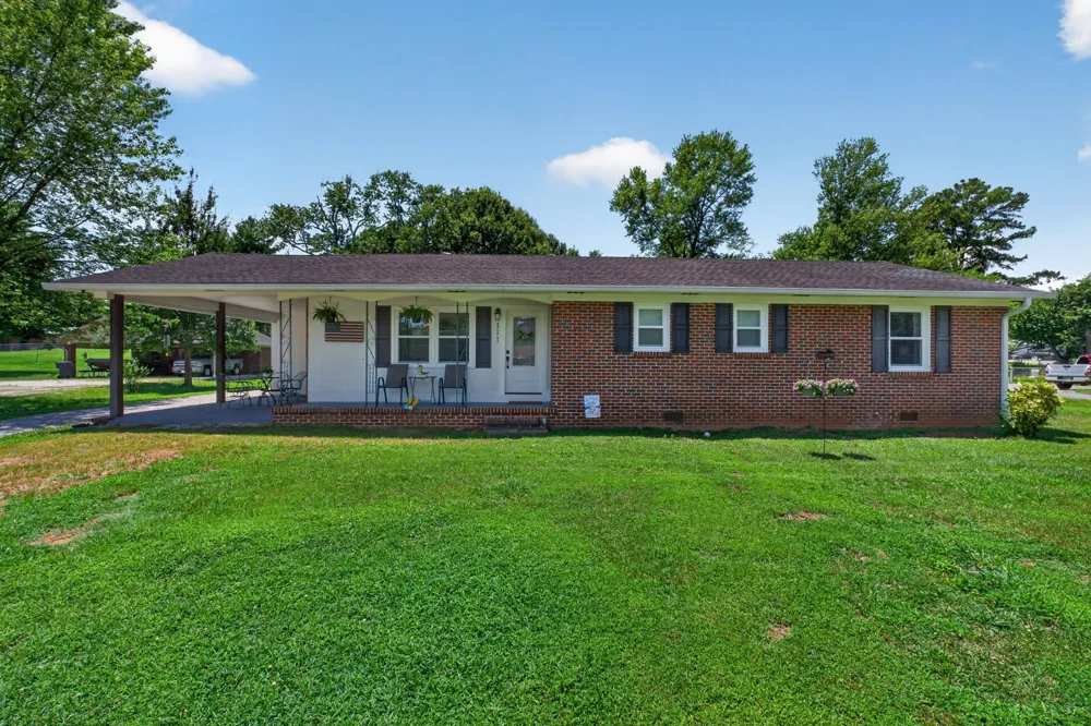 111 Westwood 5th Ave McMinnville, TN 37110