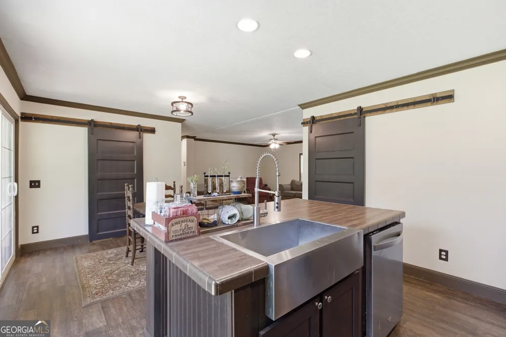 490 Gumlog Creek RD Martin, GA 30557