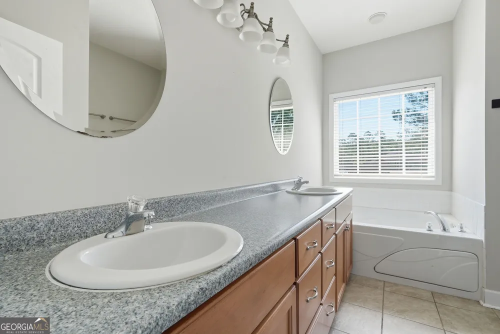 94 Taylor Wells LN Hinesville, GA 31313