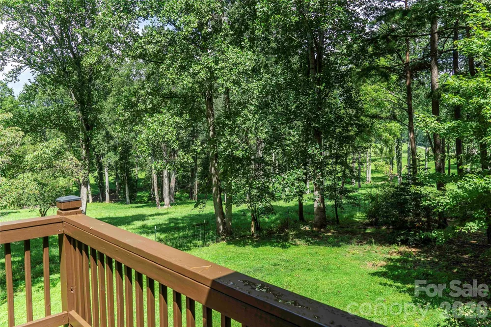 15 Pete Luther Road Candler, NC 28715