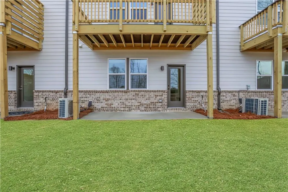 6001 Haviland Alley Sugar Hill, GA 30518