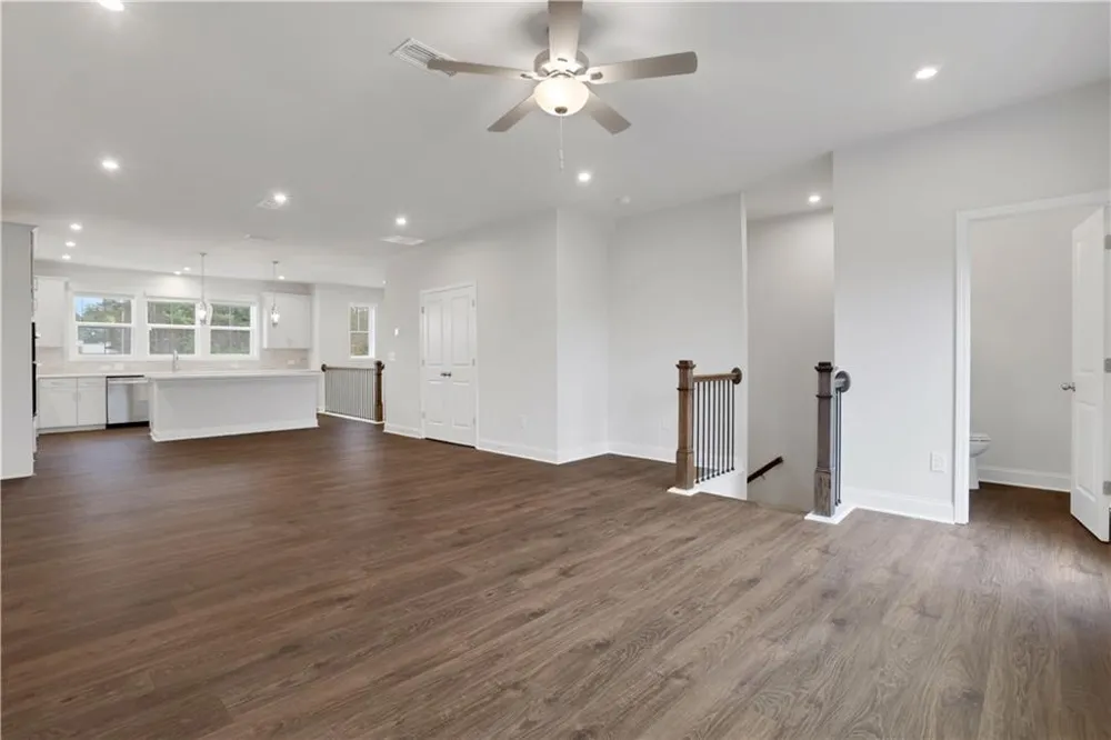 6001 Haviland Alley Sugar Hill, GA 30518