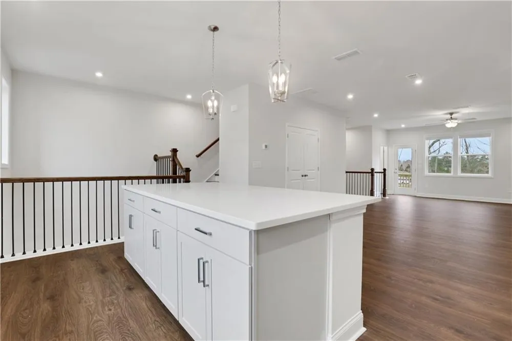 6001 Haviland Alley Sugar Hill, GA 30518