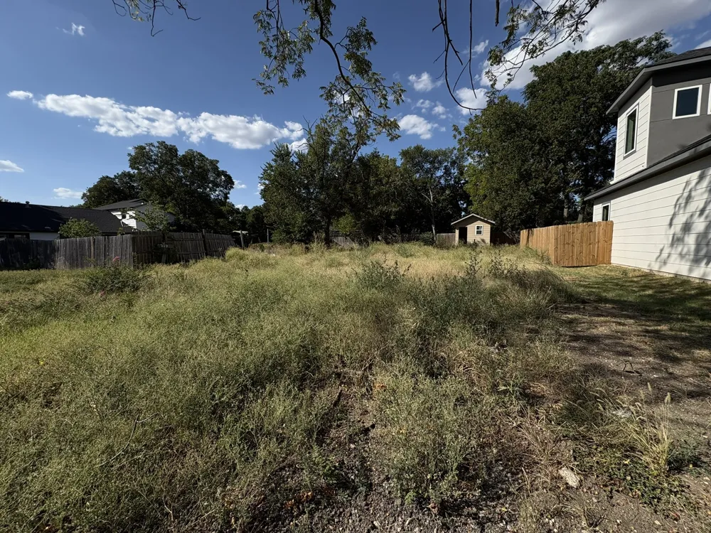 713 E Jefferson Street Waxahachie, TX 75165