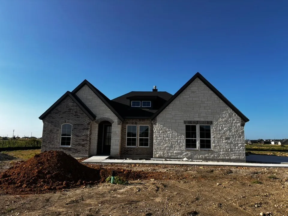 141 Pheasant Run Drive New Fairview, TX 76078