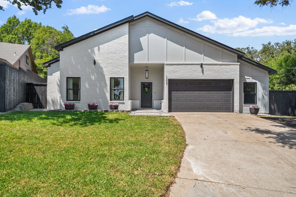 1309 Shady Hollow Euless, TX 76039