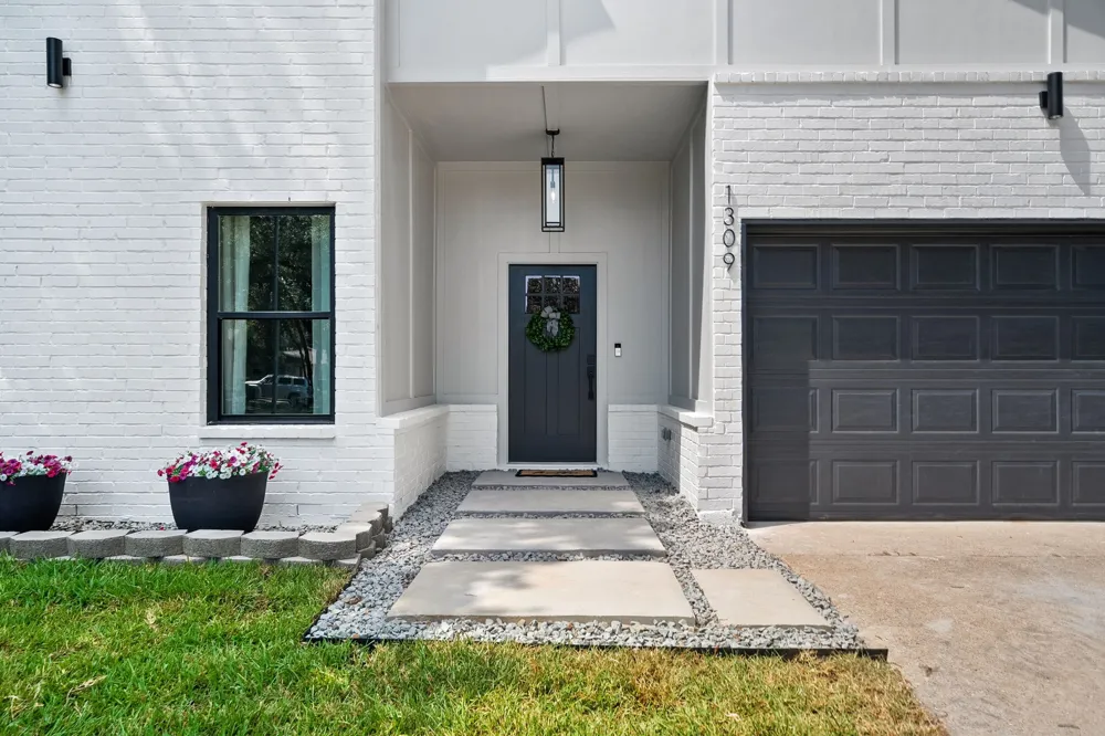 1309 Shady Hollow Euless, TX 76039