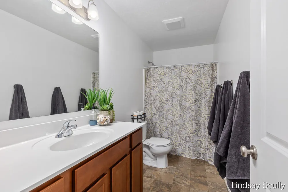 363 Minstehr Drive Middleville, MI 49333