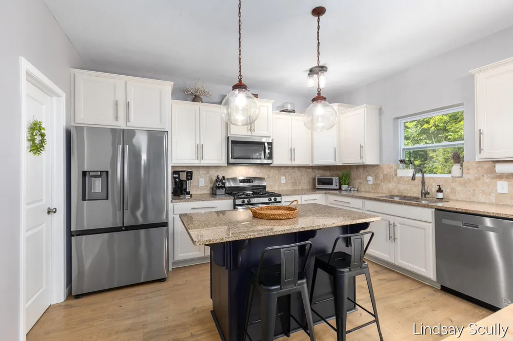 363 Minstehr Drive Middleville, MI 49333