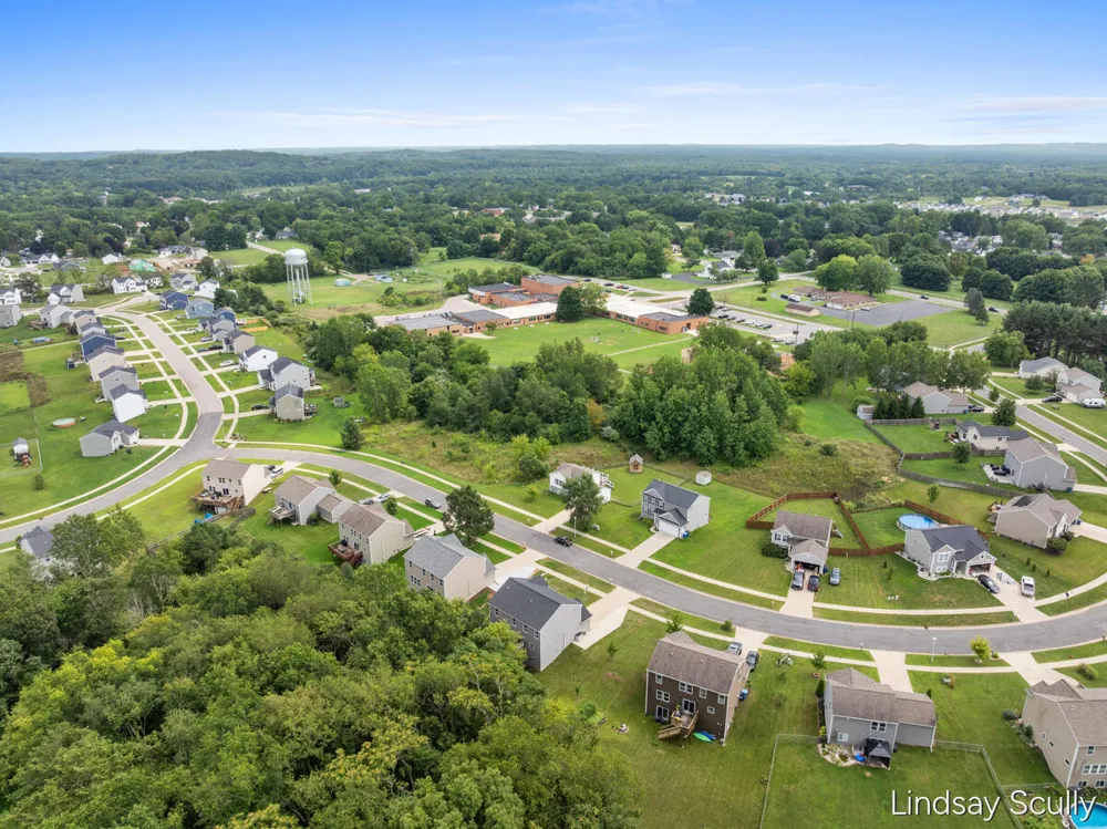 363 Minstehr Drive Middleville, MI 49333