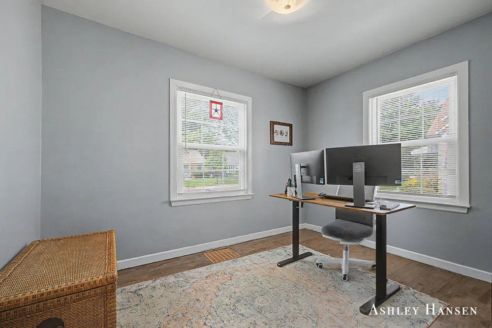 1714 Fremont Avenue NW Grand Rapids, MI 49504