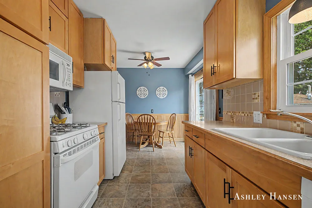 1714 Fremont Avenue NW Grand Rapids, MI 49504