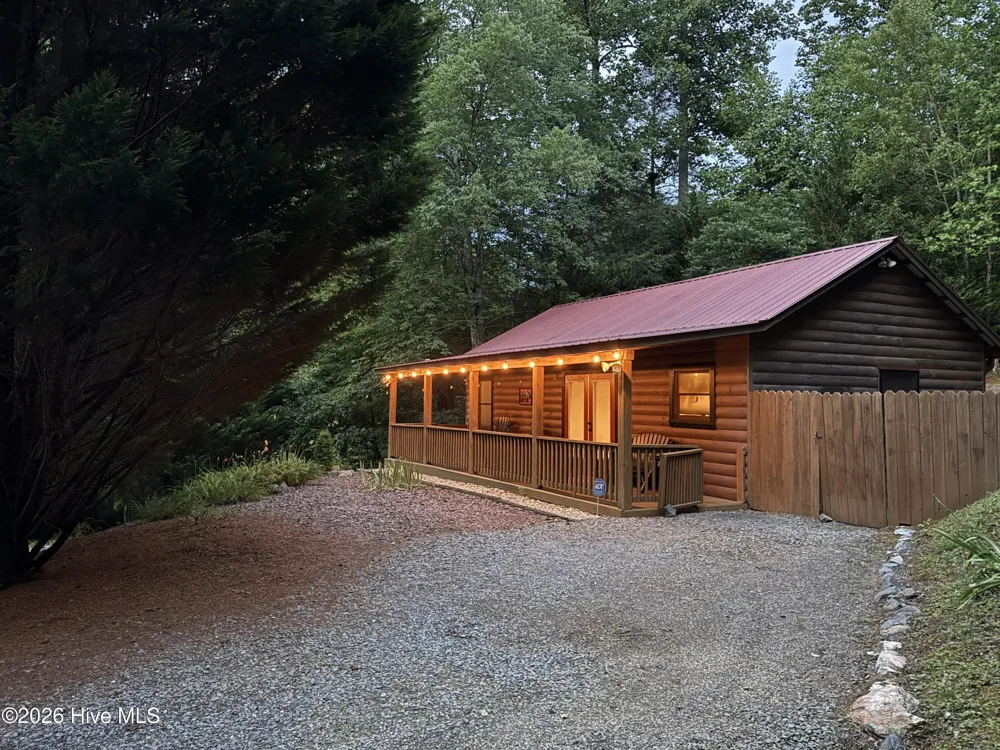 22 Mint Lane Murphy, NC 28906