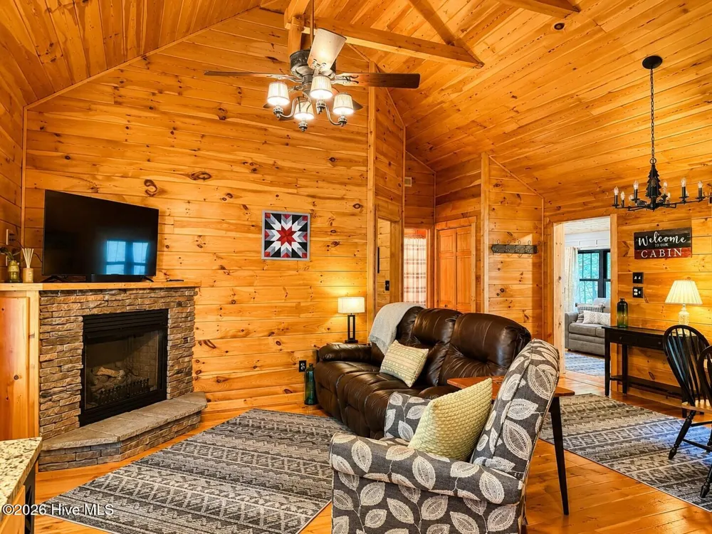 22 Mint Lane Murphy, NC 28906