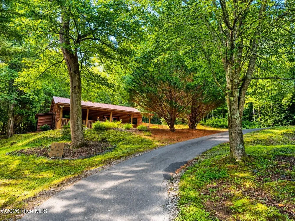 22 Mint Lane Murphy, NC 28906