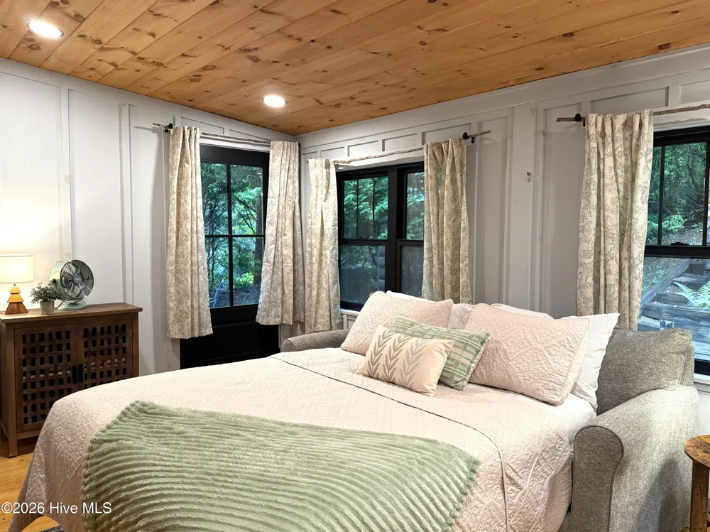 22 Mint Lane Murphy, NC 28906
