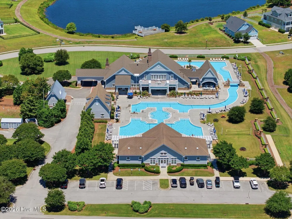 326 Spicer Lake Drive Holly Ridge, NC 28445