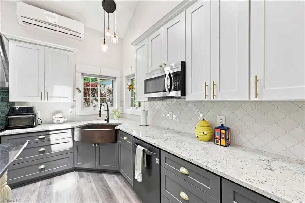 306 Ninth Street Mebane, NC 27302
