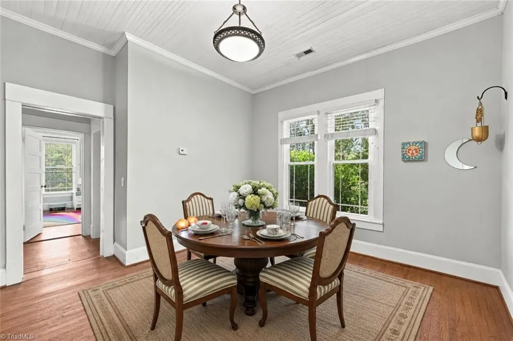306 Ninth Street Mebane, NC 27302