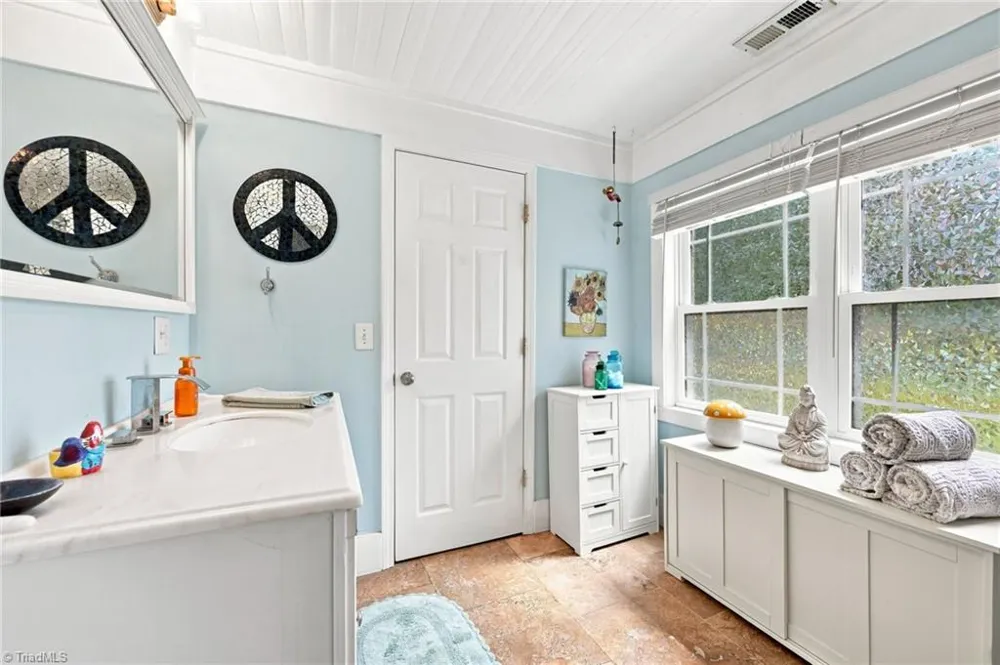 306 Ninth Street Mebane, NC 27302