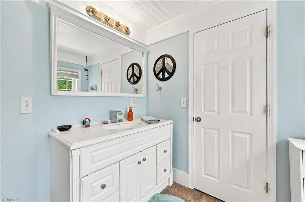 306 Ninth Street Mebane, NC 27302
