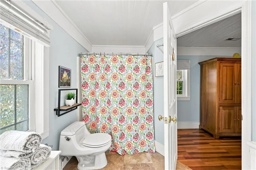 306 Ninth Street Mebane, NC 27302