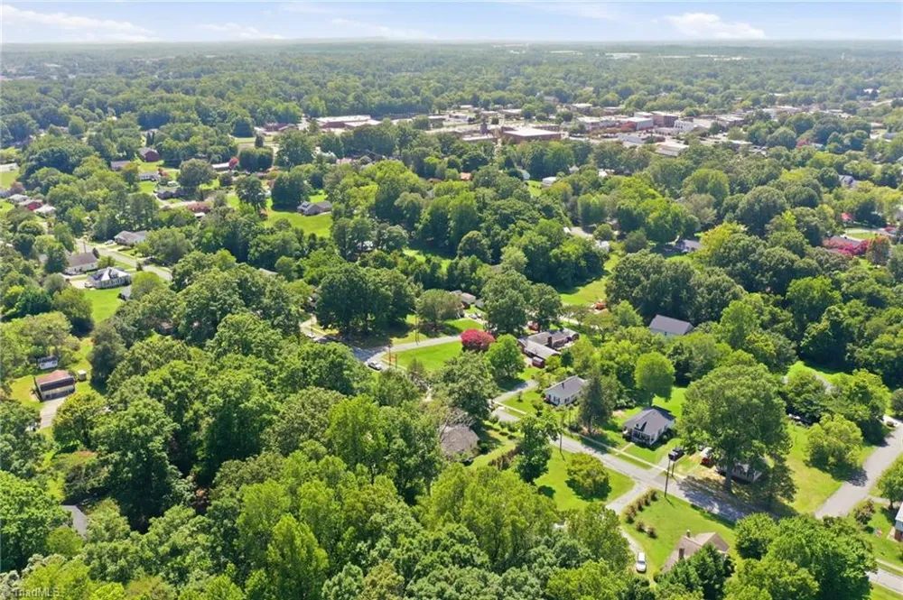 306 Ninth Street Mebane, NC 27302
