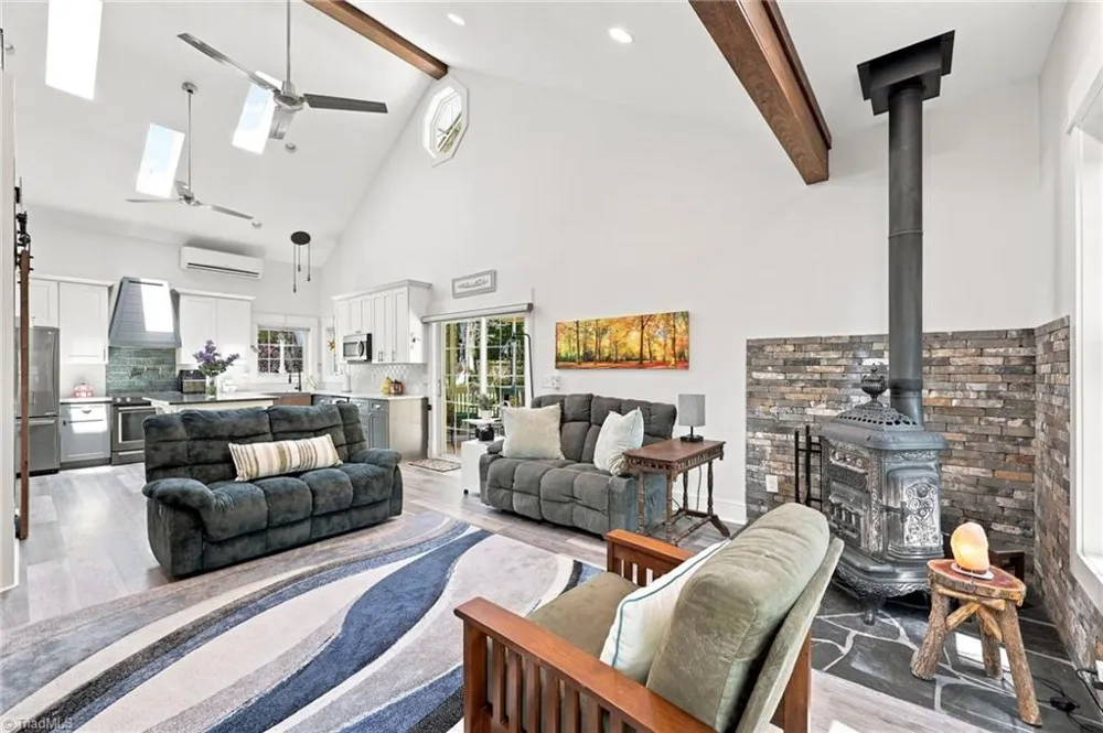 306 Ninth Street Mebane, NC 27302