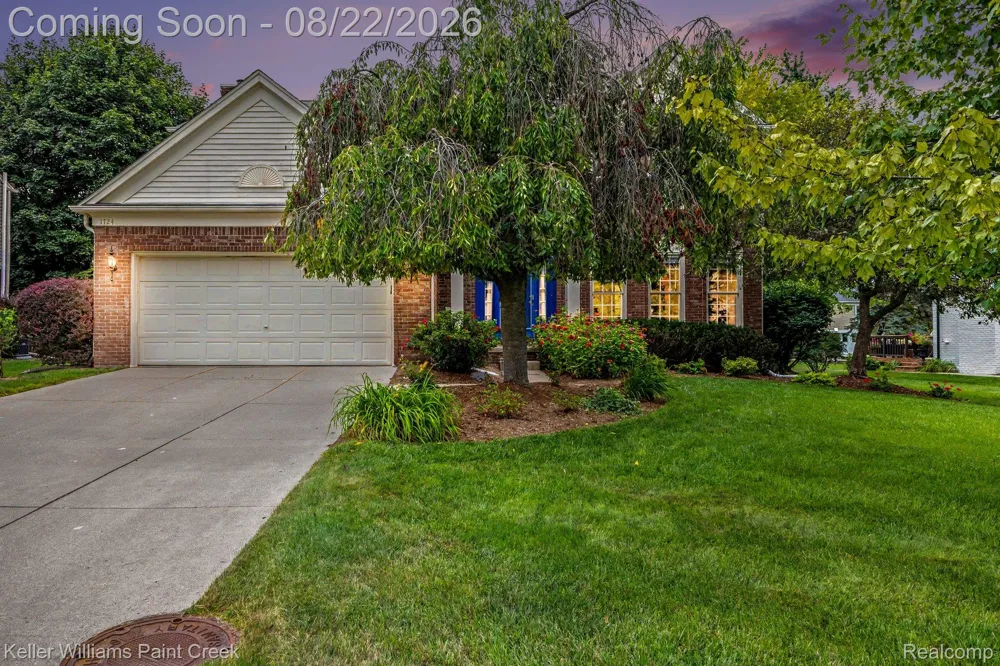 1724 Foresthill Drive Rochester Hills City, MI 48306