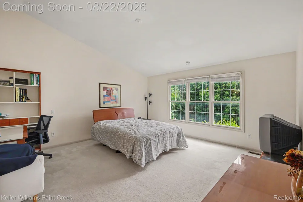 1724 Foresthill Drive Rochester Hills City, MI 48306