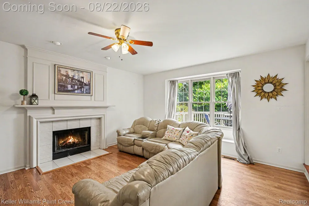 1724 Foresthill Drive Rochester Hills City, MI 48306
