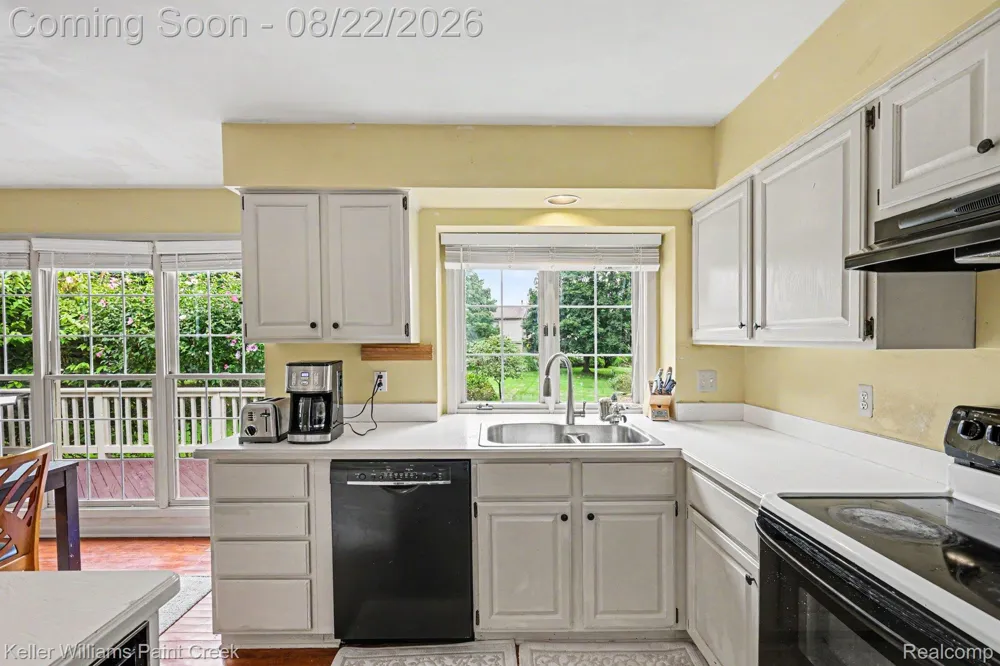 1724 Foresthill Drive Rochester Hills City, MI 48306