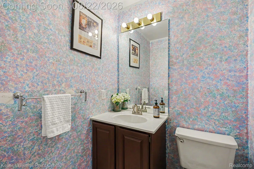 1724 Foresthill Drive Rochester Hills City, MI 48306