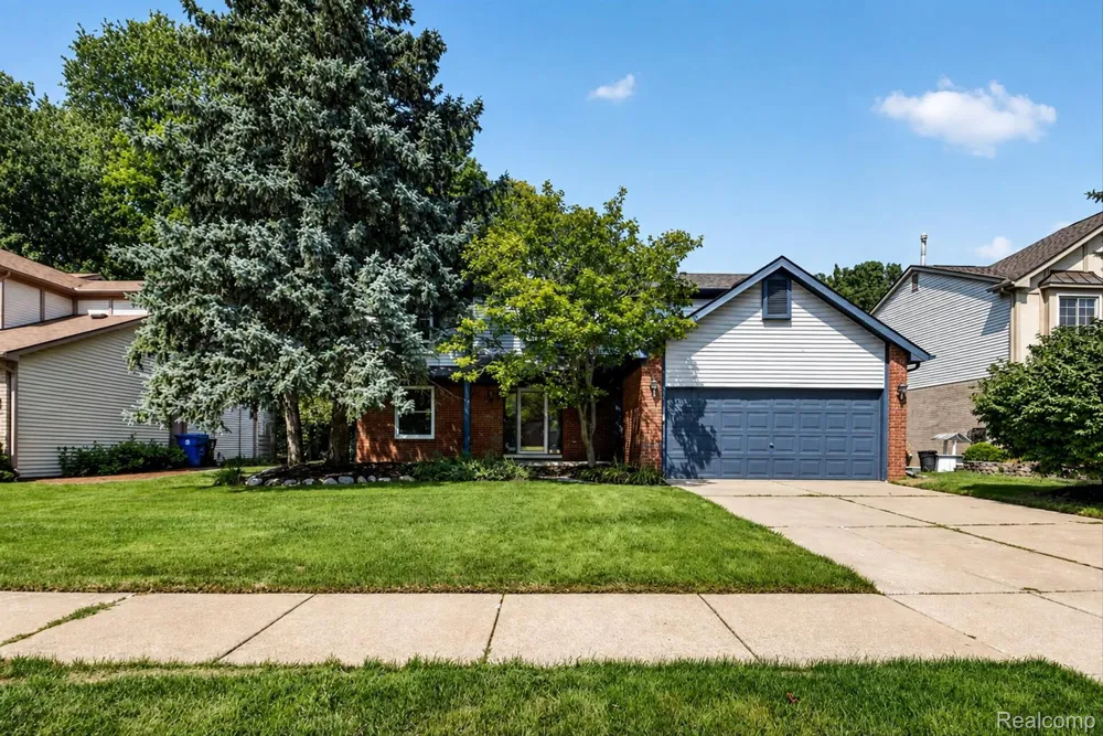 41926 Pocatello Drive Canton Charter Township, MI 48187