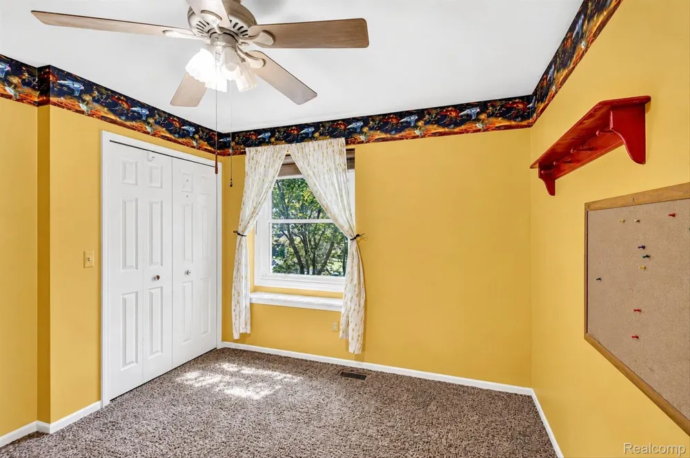 41926 Pocatello Drive Canton Charter Township, MI 48187