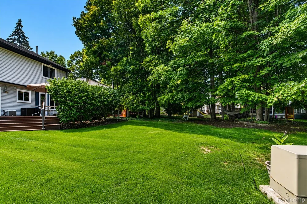 41926 Pocatello Drive Canton Charter Township, MI 48187