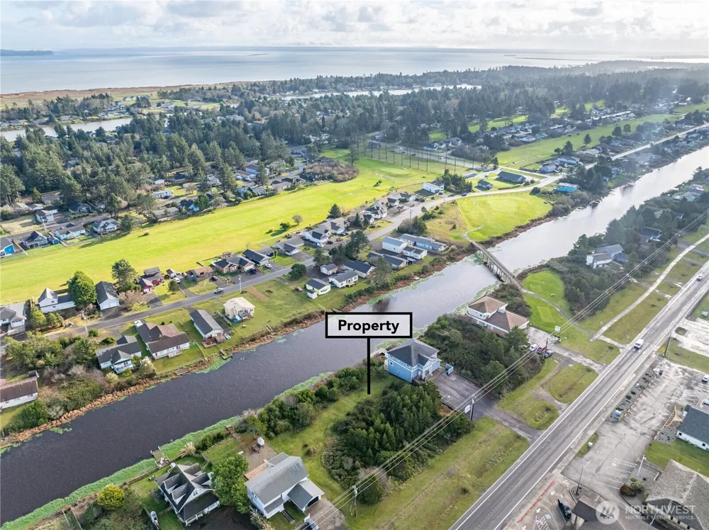 564 Point Brown Avenue NE Ocean Shores, WA 98569