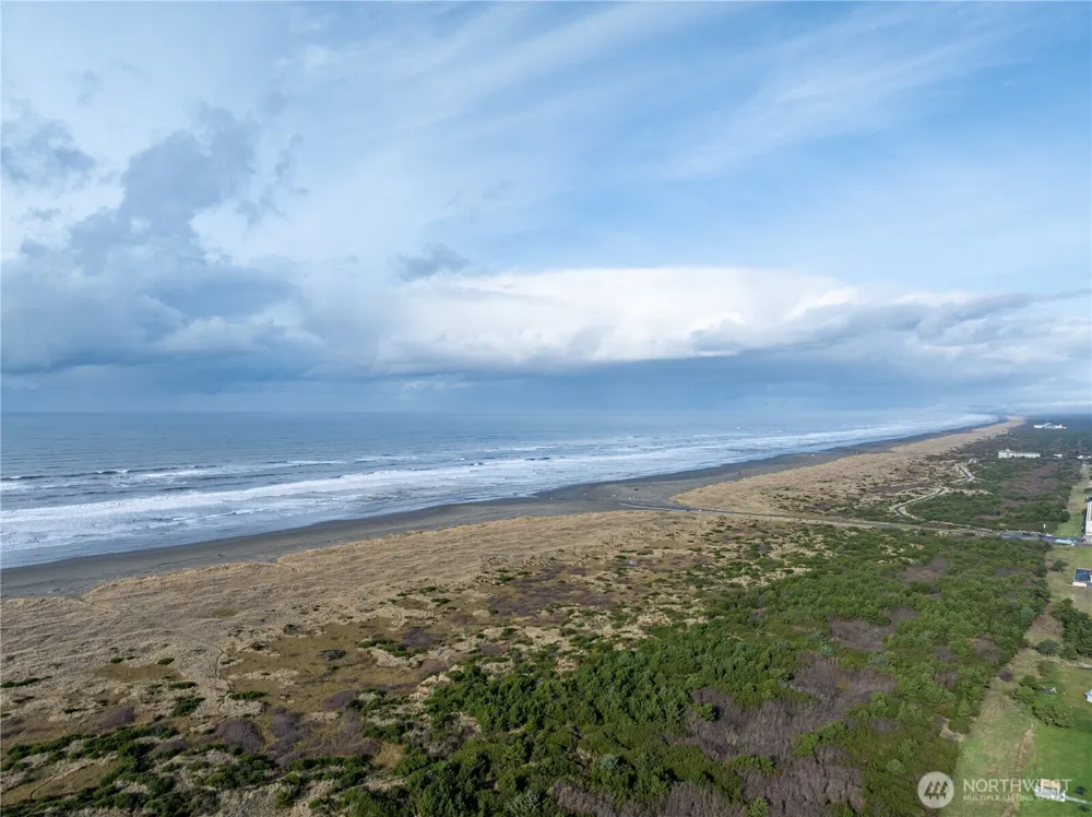 564 Point Brown Avenue NE Ocean Shores, WA 98569