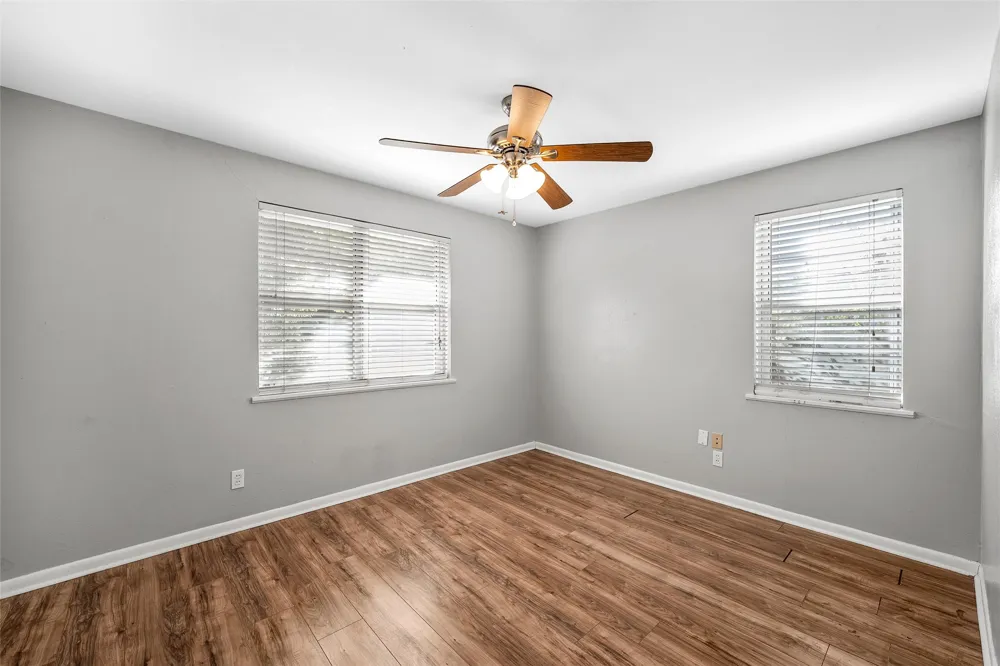 316 Cranbrook Drive Woodway, TX 76712