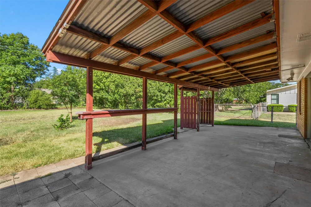 316 Cranbrook Drive Woodway, TX 76712