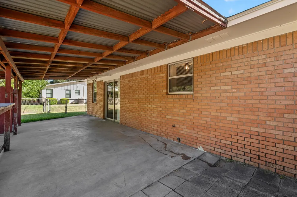 316 Cranbrook Drive Woodway, TX 76712
