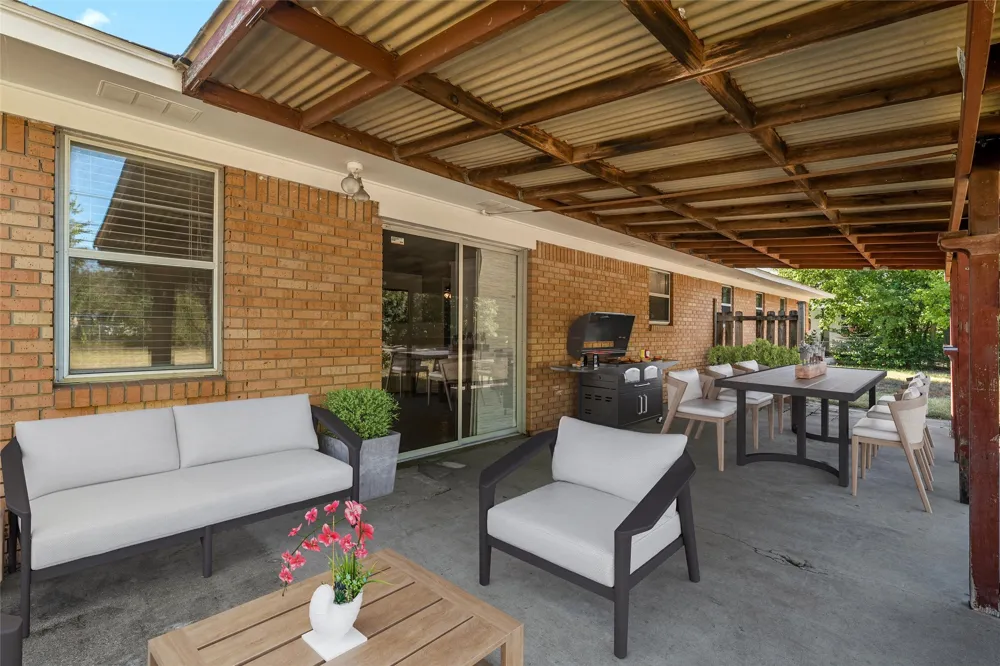 316 Cranbrook Drive Woodway, TX 76712