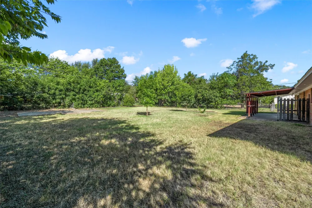316 Cranbrook Drive Woodway, TX 76712