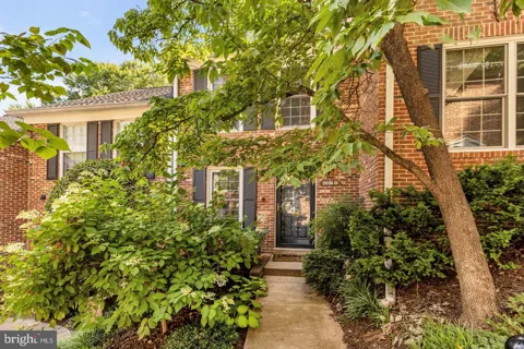 2536 S WALTER REED DRIVE #D