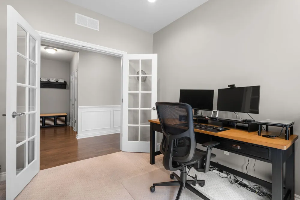 568 Ivyland Street Ann Arbor, MI 48108