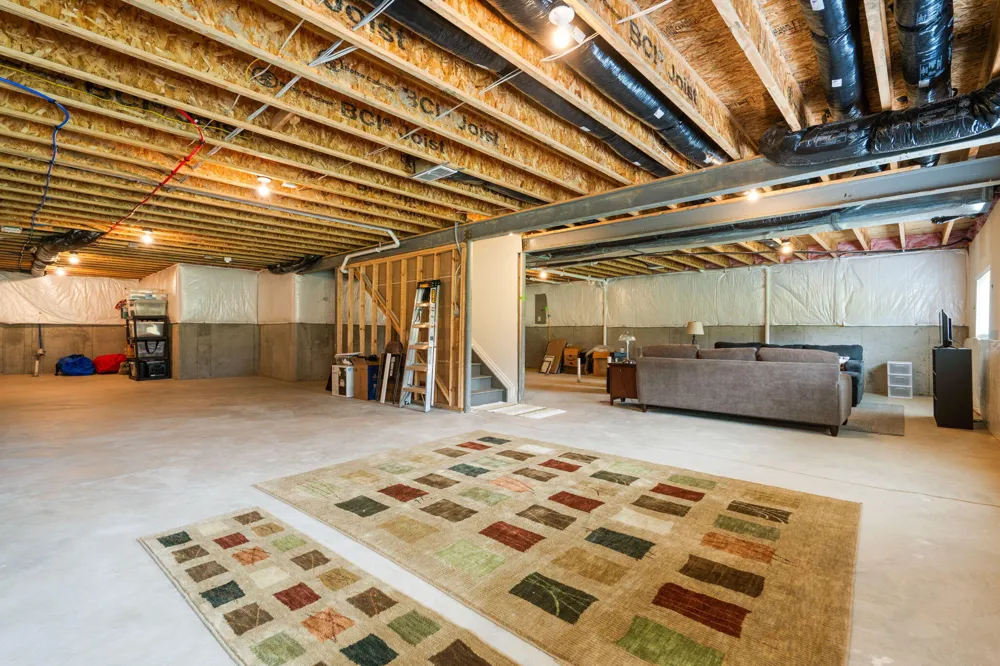 568 Ivyland Street Ann Arbor, MI 48108