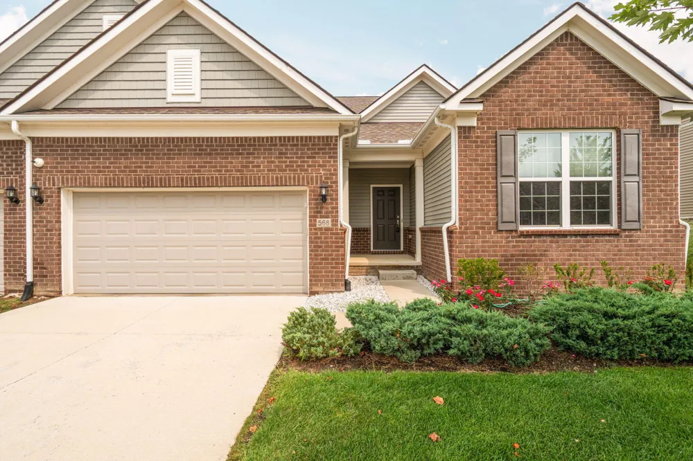 568 Ivyland Street Ann Arbor, MI 48108