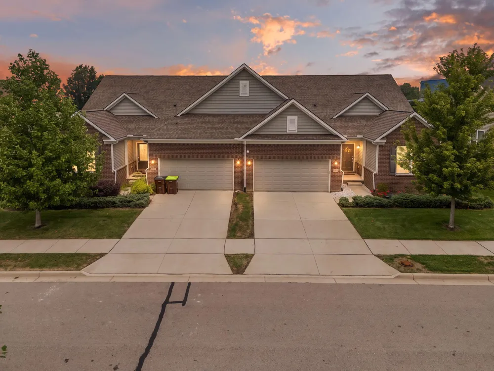 568 Ivyland Street Ann Arbor, MI 48108