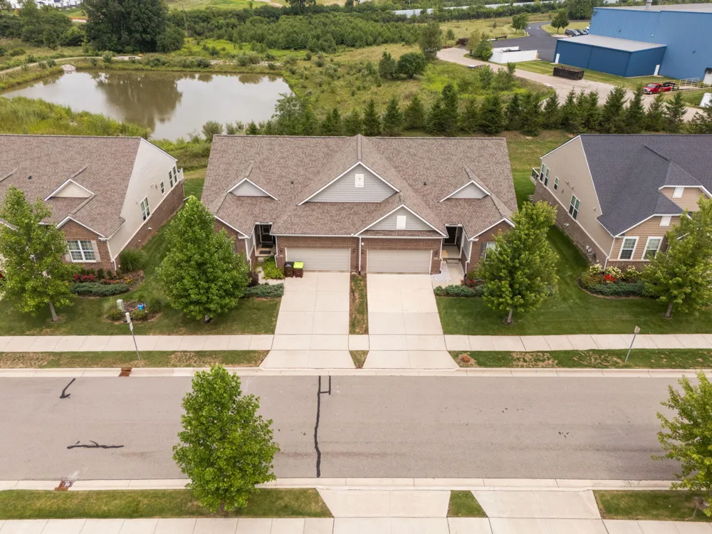 568 Ivyland Street Ann Arbor, MI 48108