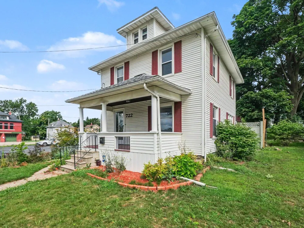 722 Webb Street Jackson, MI 49202